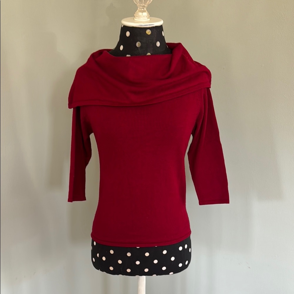 Elegant Red Women's Sweater